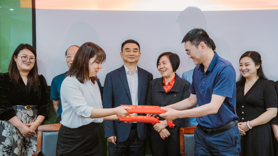 强强联合丨欧付宝欧付生物海外BD战略合作签约